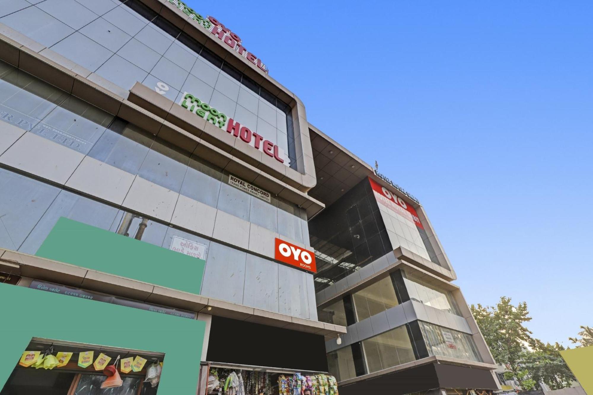 Hotel O Royal Orbit Surat Exterior photo